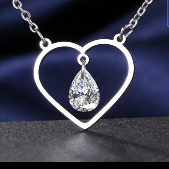 Heart Necklaces ❤️ - Picture 2 of 5